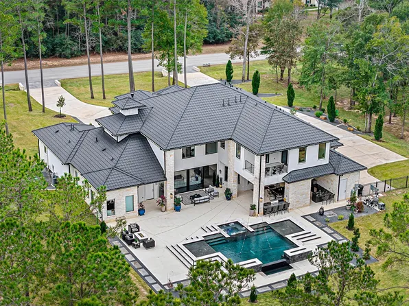 29011 Village Bnd, Magnolia, TX 77355