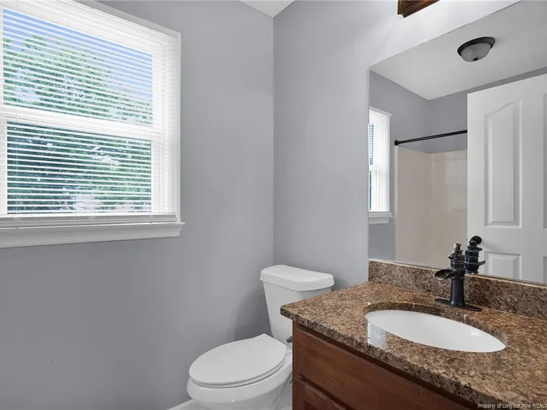 1183 Helmsley Dr — Photo 17