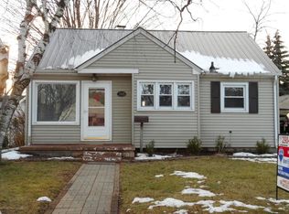 745 Fitting Ave, Lansing, MI 48917