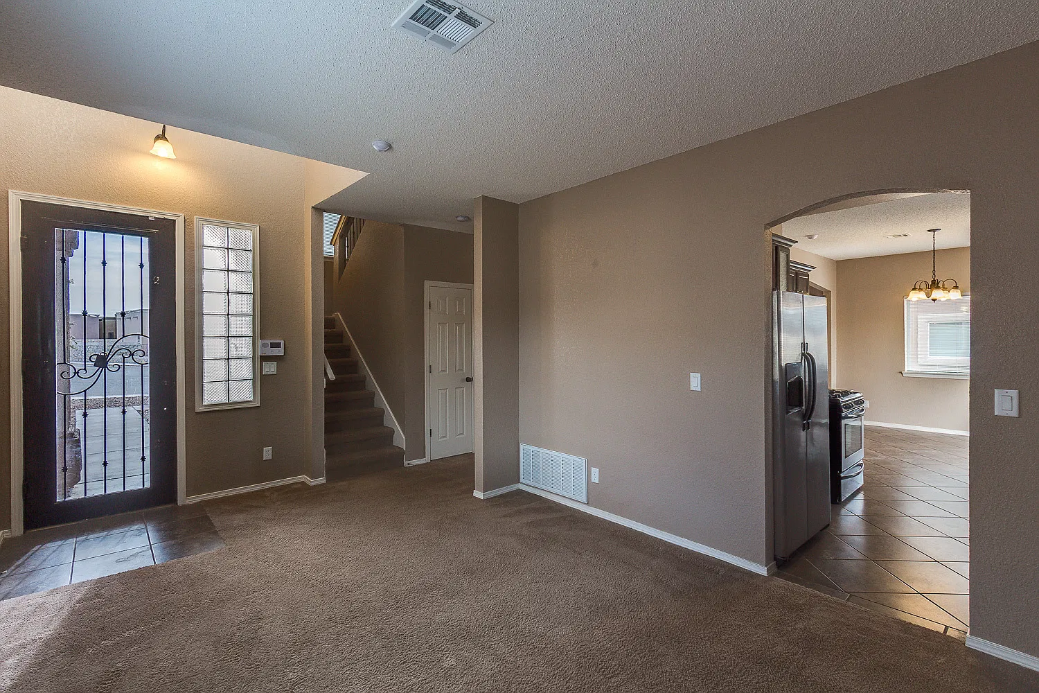 Home For Rent — Photo 4