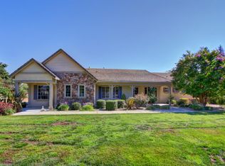 10214 Atlantis Dr, Elk Grove, CA 95624