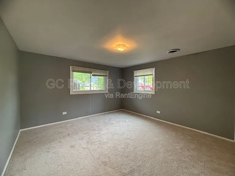 1645 Highland Blvd — Photo 24