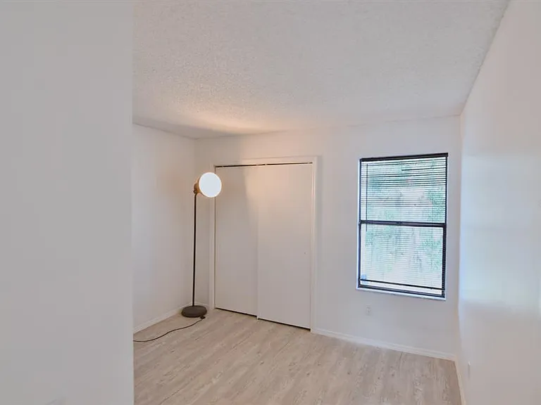 72 Lakepointe Cir — Photo 39