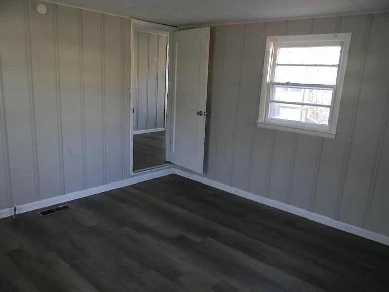 4305 Pulaski St — Photo 15
