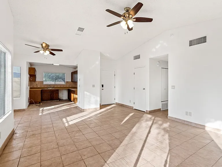7221 S Camino Alegre — Photo 13