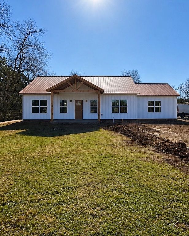 4206 Halls Hill Pike - Property Image