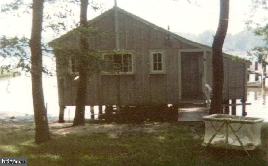 2nd image of 3900 Calawasse Rd