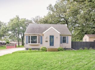 614 6th Ave N, Estherville, IA 51334