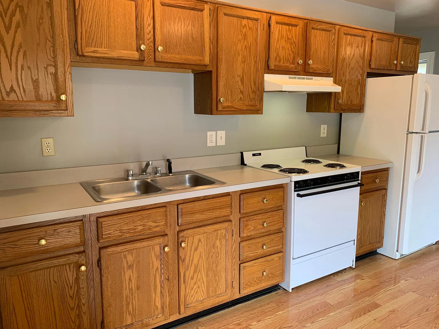 2 bed, 600 sqft, $975 — Photo 4