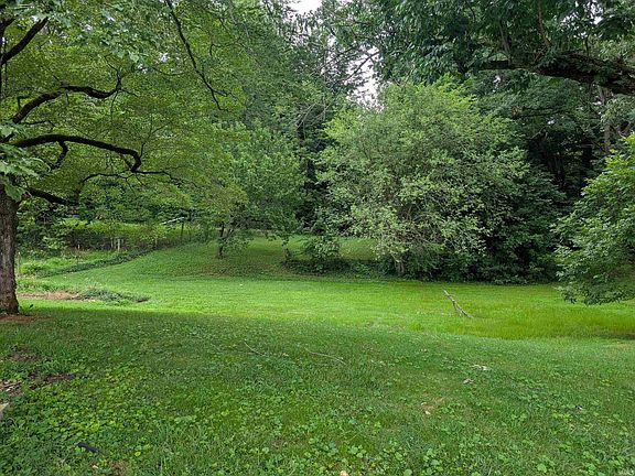 3rd image of 1176 N McClure Rd