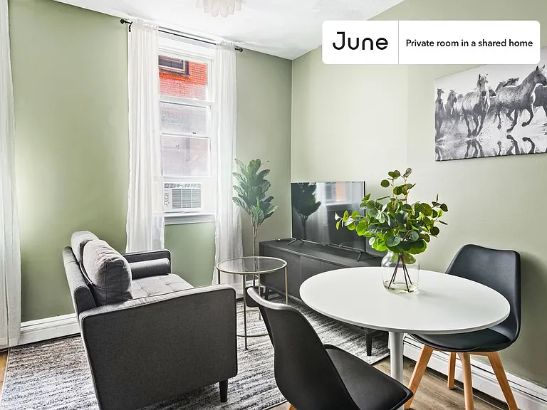 36 N Bennet St #B — Photo 5