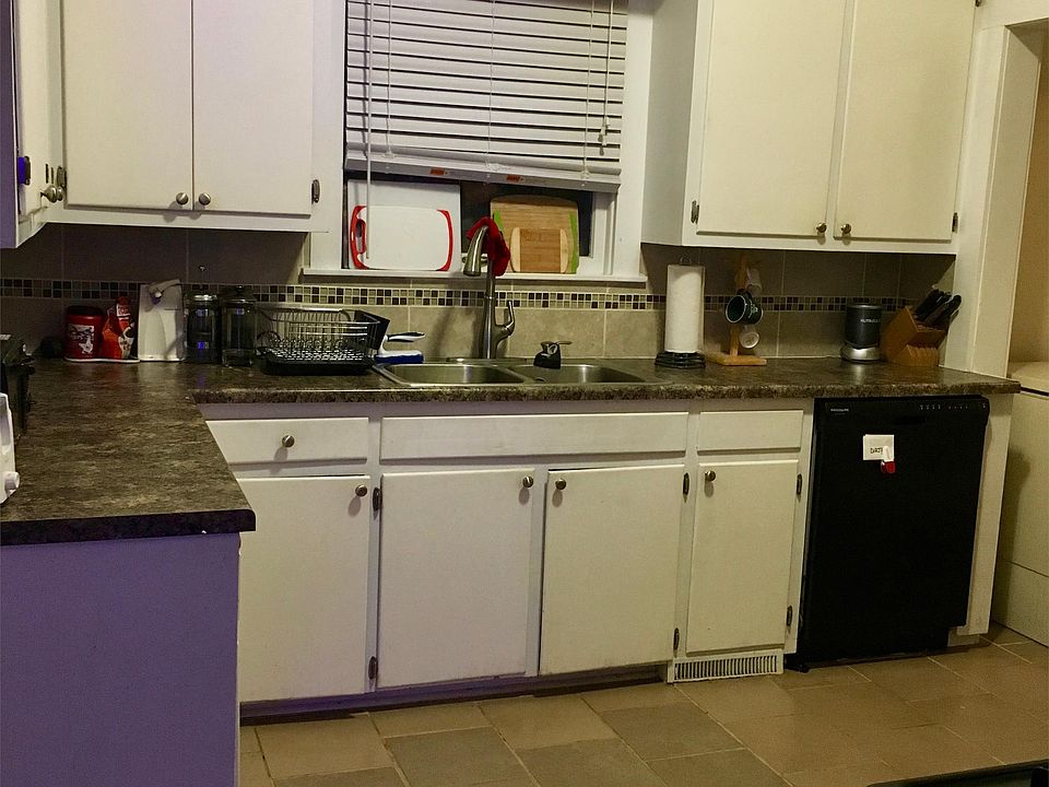 1st image of 827 N 42nd St