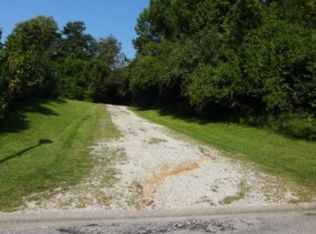 8433 Dupont Ln, Belleville, IL 62223