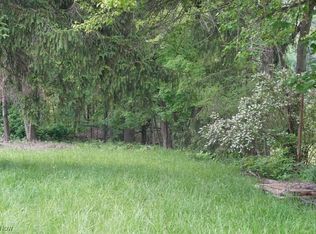 7228 Grove Ave, Bedford, OH 44146