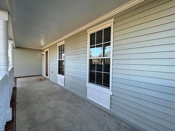 4th image of 4626 Halleys Cir
