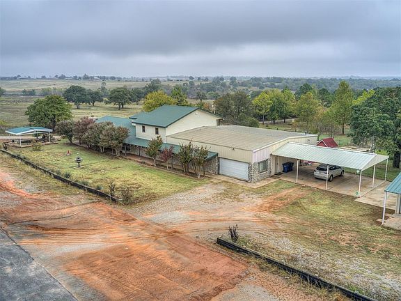 2nd image of 15962 State Highway 76