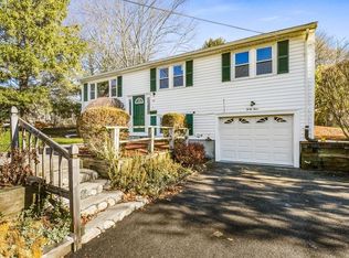 44 Roundtop Rd, Framingham, MA 01701