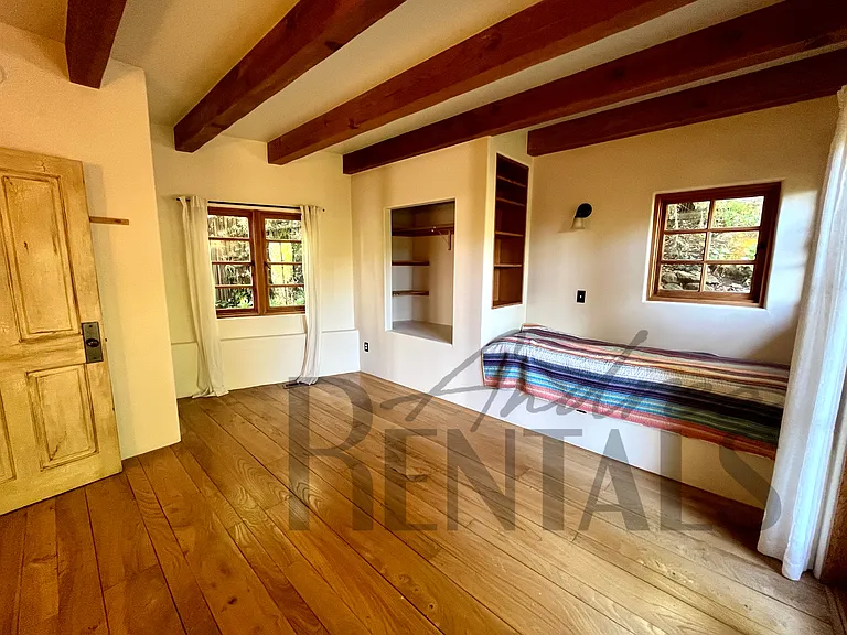 111 El Camino Real — Photo 23