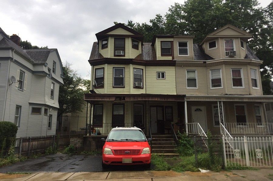 1st image of 158 N 16th St