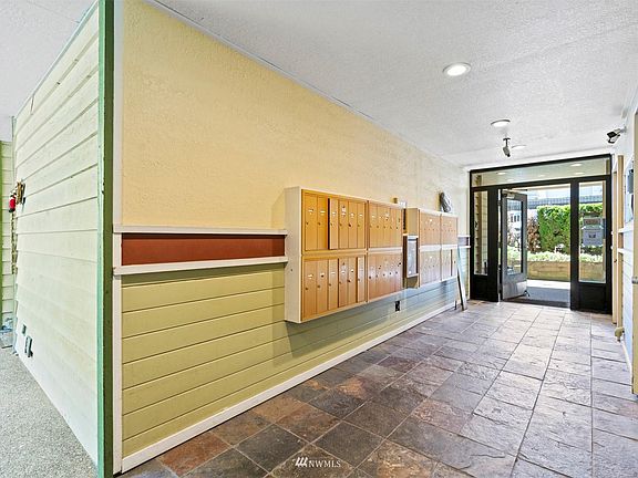 3rd image of 9512 1st Ave NE APT 102