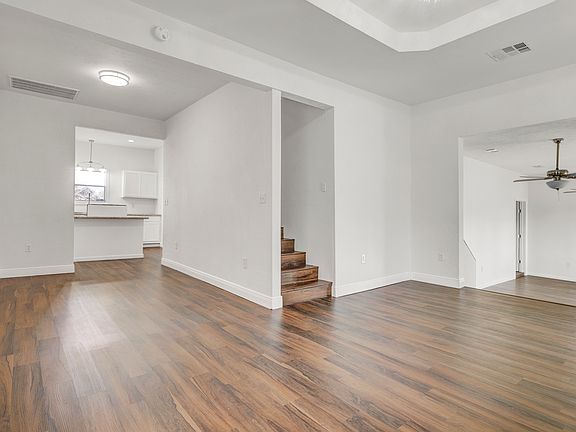 5th image of 3608 Park Dr
