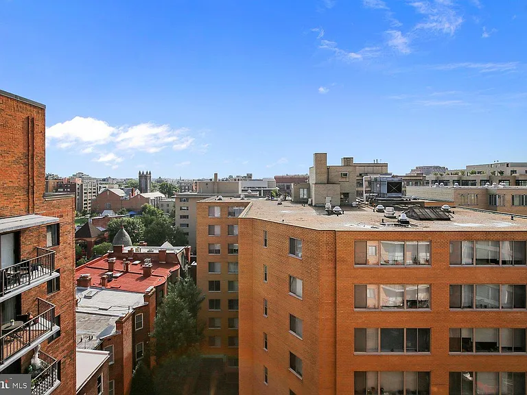 1718 P St NW #617 — Photo 25