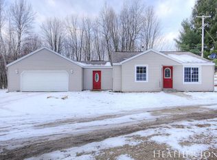 10499 Harlow Rd, Greenville, MI 48838