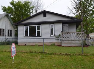 1353 E Decamp St, Burton, MI