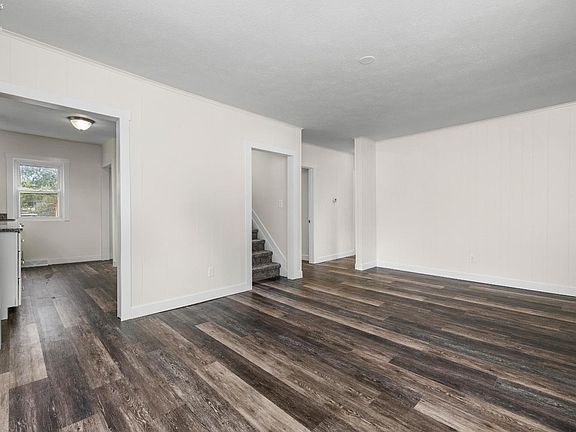 5th image of 287 Bon Air Ave