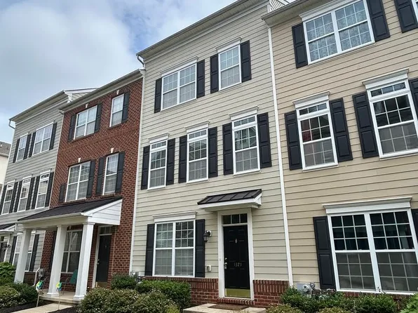 1379 Parish Ave, Claymont, DE 19703