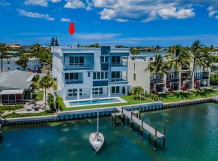 245 110th Ave, Treasure Island, FL 33706