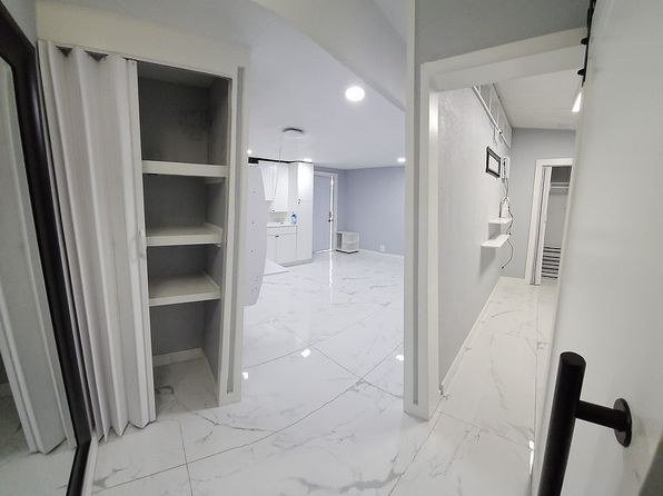 miami-florida-2057620878 picture