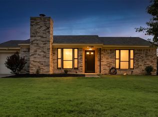 1143 Cable Creek Dr, Grapevine, TX 76051
