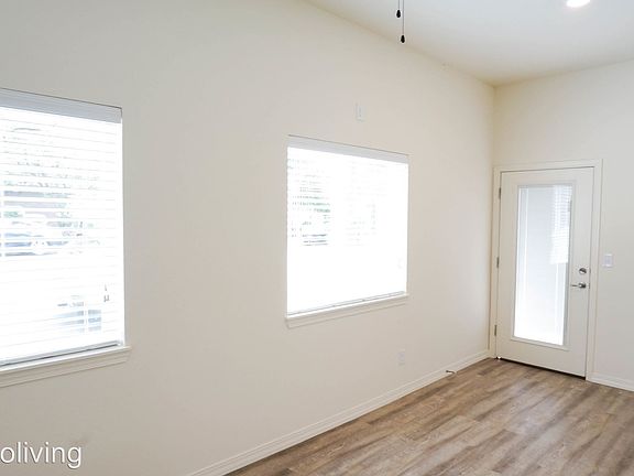 4th image of 1510 C St