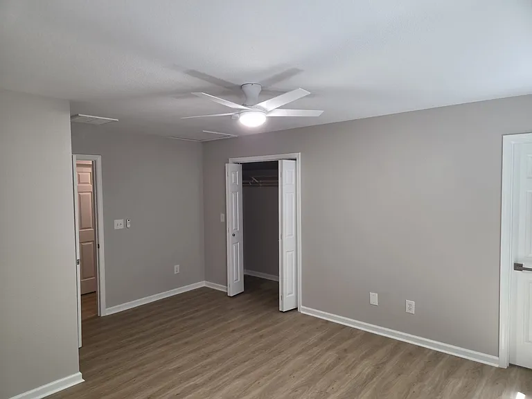 59 Tampa Ave #A — Photo 15