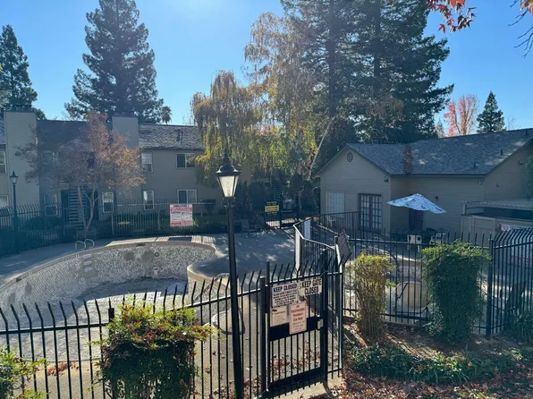 9115 Newhall Dr APT 2, Sacramento, CA 95826