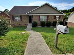 131 Cottonwood Meadow Rd, Powell, TN 37849