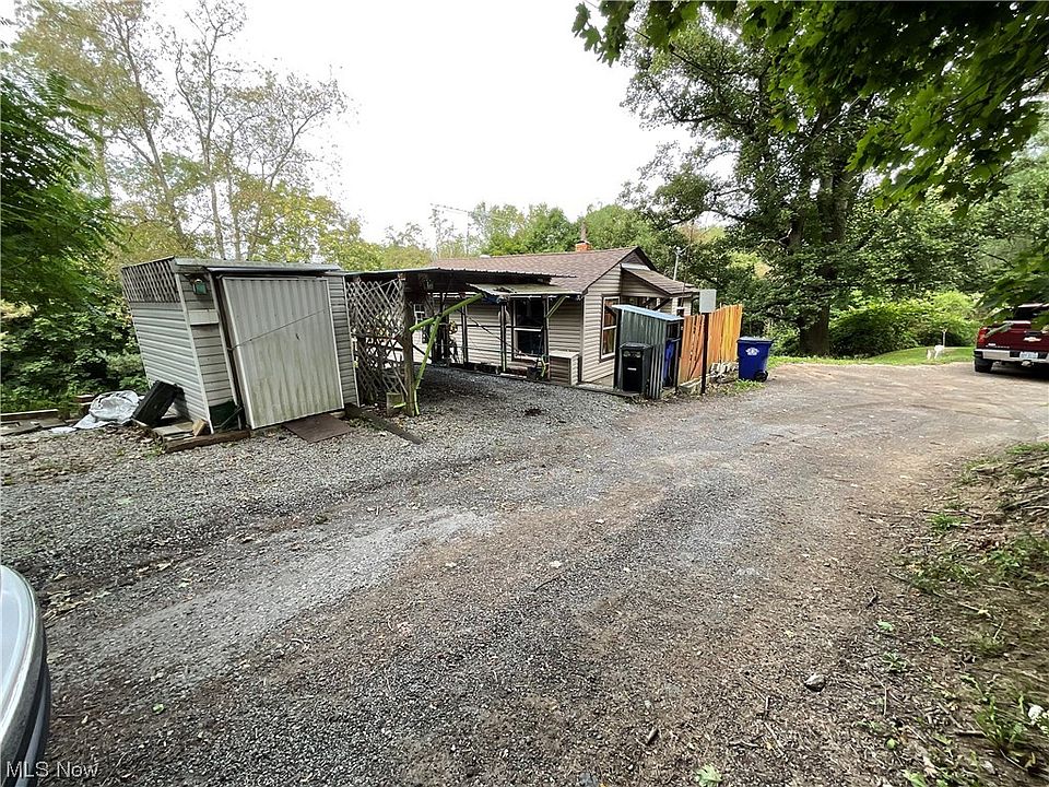 1st image of 1925 Woodbine St