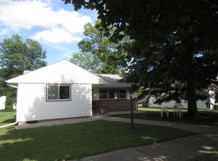 308 Astrachan Ave, Volga, SD 57071