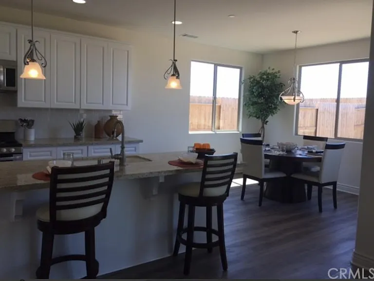 1872 Vista Del Pueblo — Photo 14