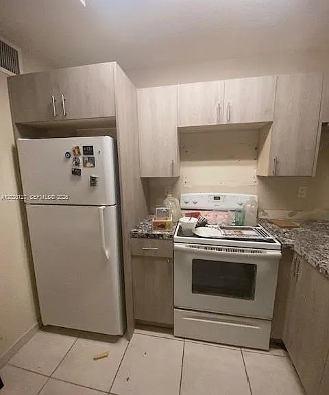 14148 SW 93rd Ln #14148 — Photo 4