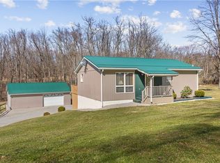 240 Sunset Dr, Beaver Falls, PA 15010