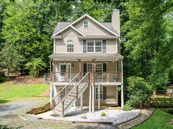 5 Bridlewood Dr, Palmyra, VA 22963