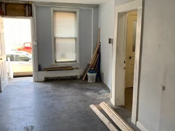 146 West Side Avenue image 7 of 7