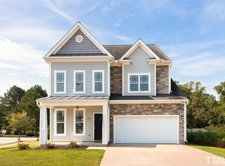 101 Dunster Dr, Fuquay Varina, NC 27526