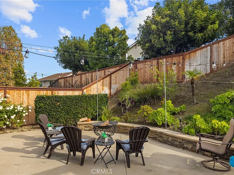 25662 Cresta Loma — Photo 41
