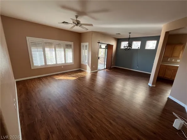 10407 Sawmill Ave, Las Vegas, NV 89134