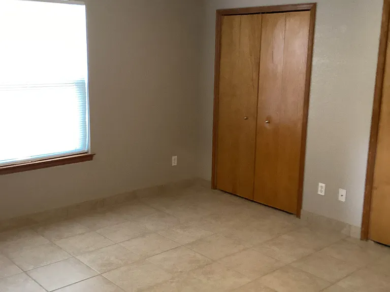 2085 Pinetrail St — Photo 3