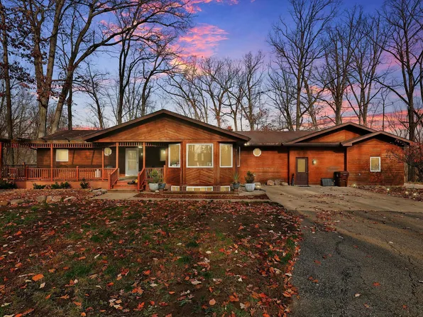 11440 W Chadwick Rd, Eagle, MI 48822