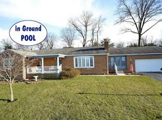 35 Northview Dr, Hanover, PA 17331